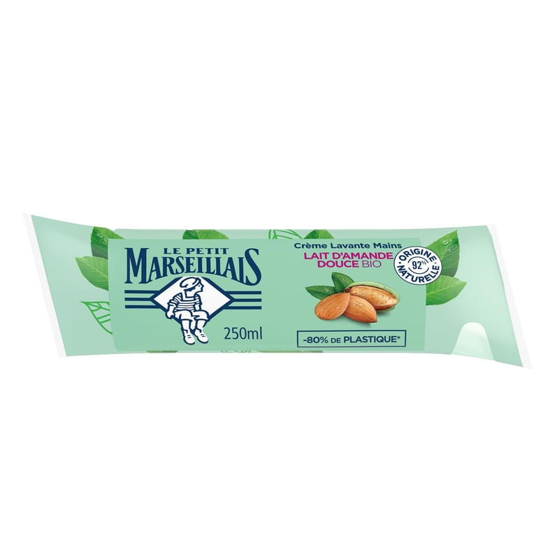 Recharge de crème lavante mains Le Petit Marseillais 250 ml, lait d'amande douce – via abonnement Amazon